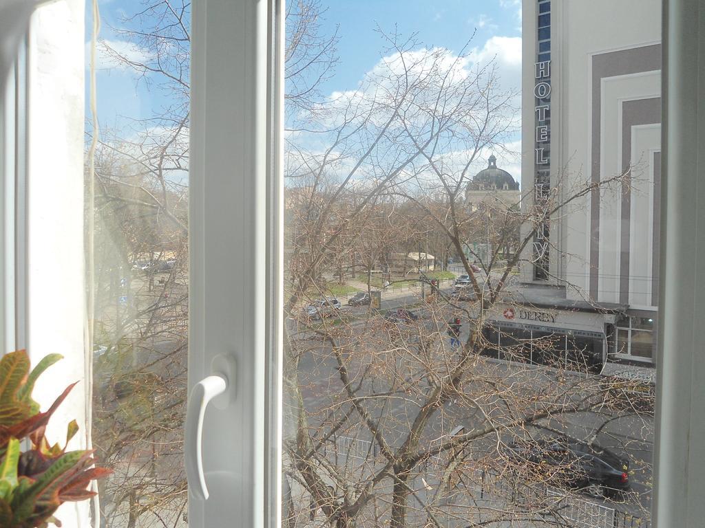 Apartments In Lviv Center Esterno foto